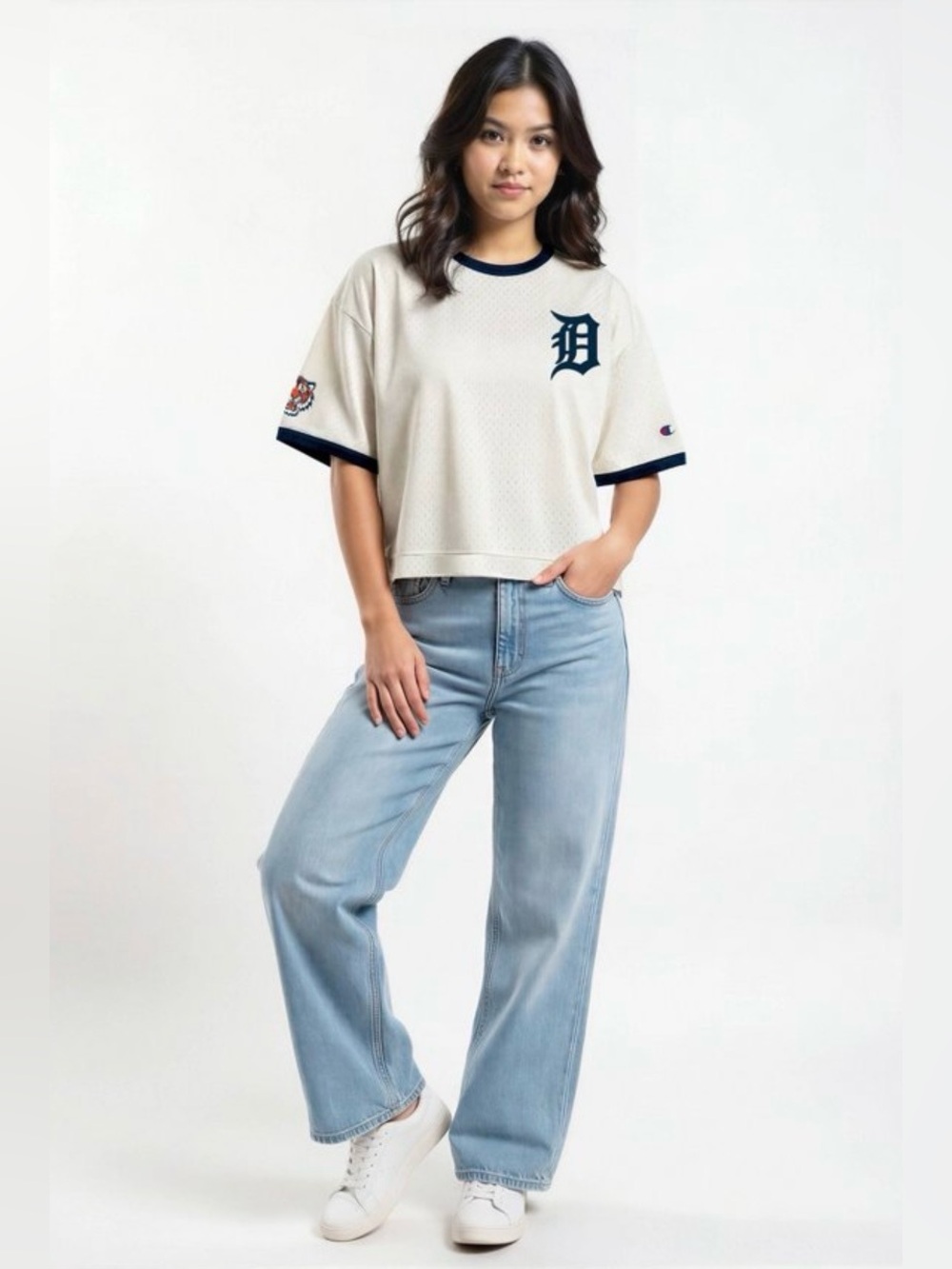 New! MLB Detroit Tigers Women’s Champion Antique White Mesh Jersey